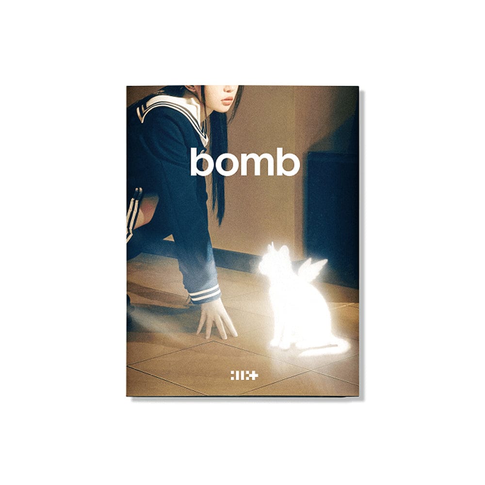 ILLIT ALBUM ILLIT - 3rd ミニアルバム 'bomb' (WEVERSE ALBUMS VER.)